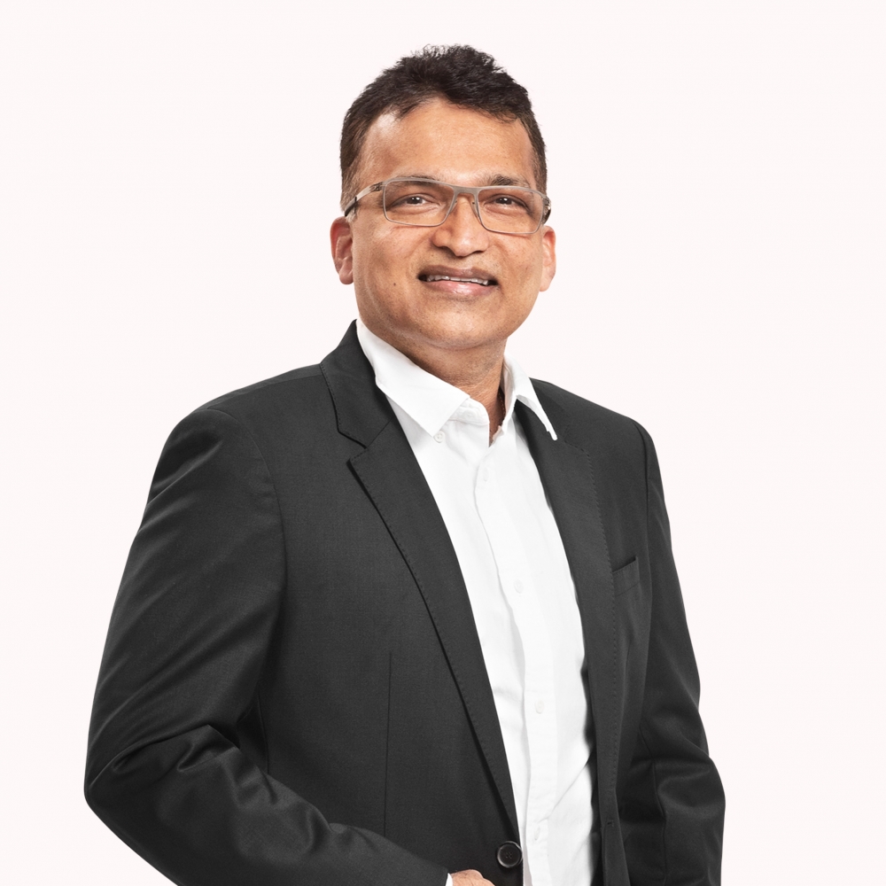 Dr Suresh George Nainan